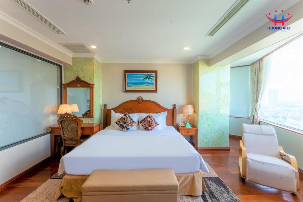 Huong Viet Hotel Quy Nhon - Beachfront Экстерьер фото